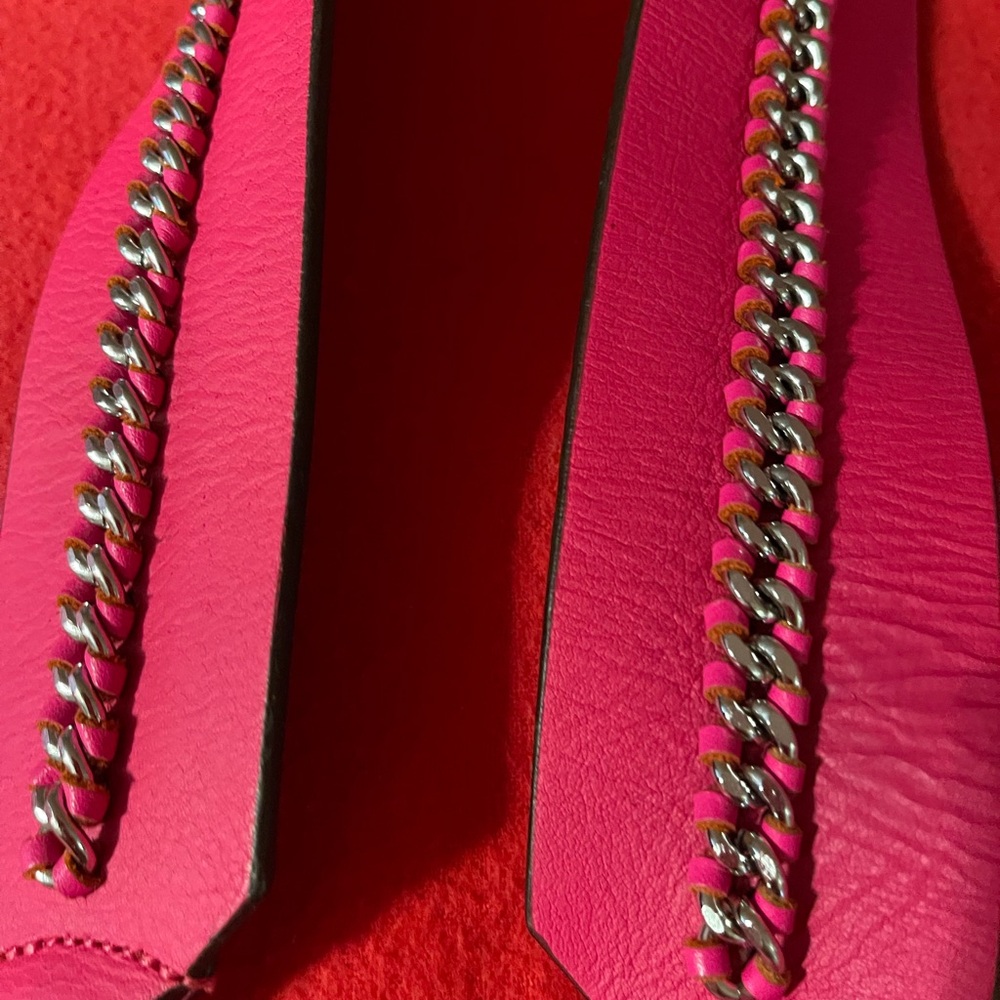 Pink Guitar/ Crossbody Leather Strap - Picture 2 of 5